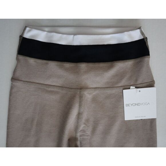Beyond Yoga SD3545 Women's Sz M Beige Horizon Colorblock MIDI Leggings - Picture 8 of 13
